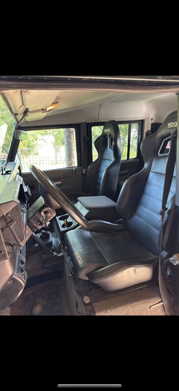 Land Rover 110 Defender TDI — vue 2