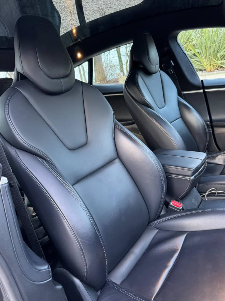TESLA Model S 100D AWD Dual Motor — vue 2